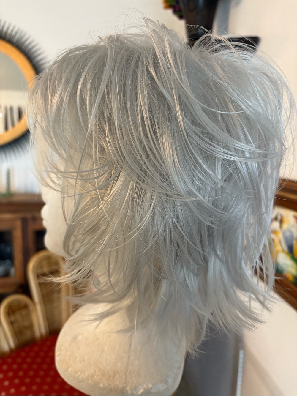 PAULA YOUNG White Synthetic Short Layered Shag Wig!  NEW. Never worn but try on.